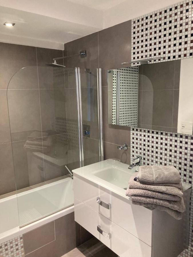 Appartement Calme Familial 3 Ch Avec Terrasses Juan-les-Pins Bagian luar foto